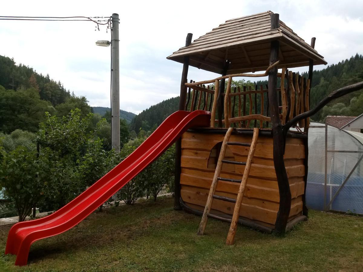 贝科夫公寓 Bečov nad Teplou 外观 照片